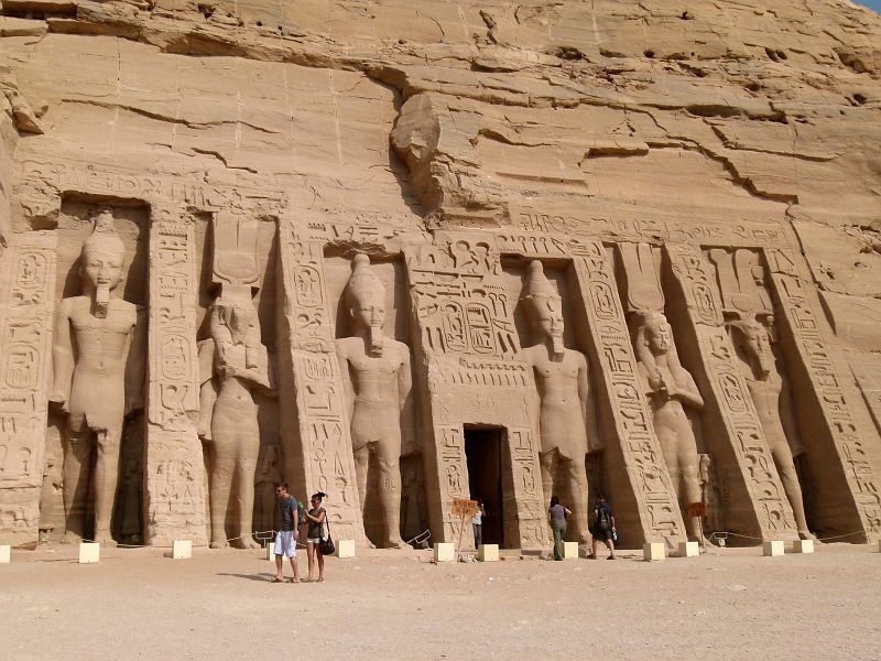 Abou Simbel Temple Nefertari 0835.JPG